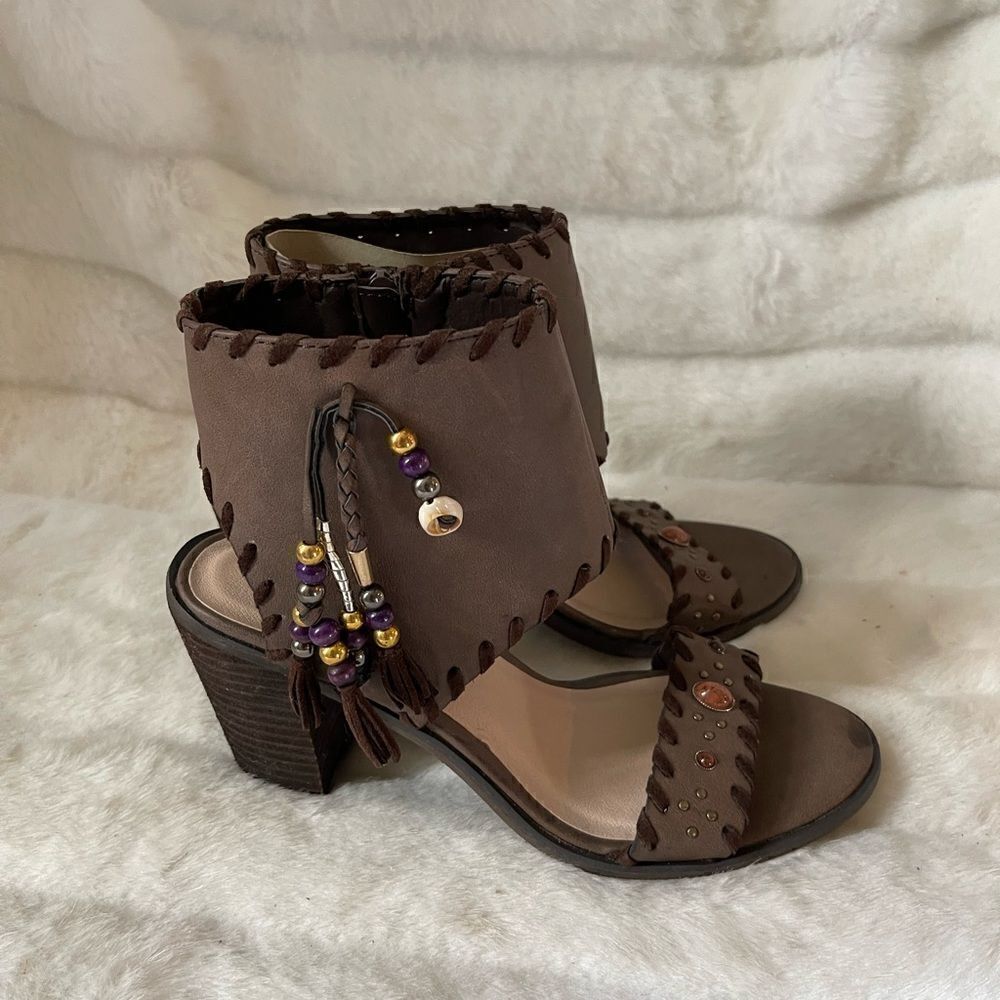 Very Volatile brown vegan leather Boho beaded ankle strap sandals 3” heels SZ8